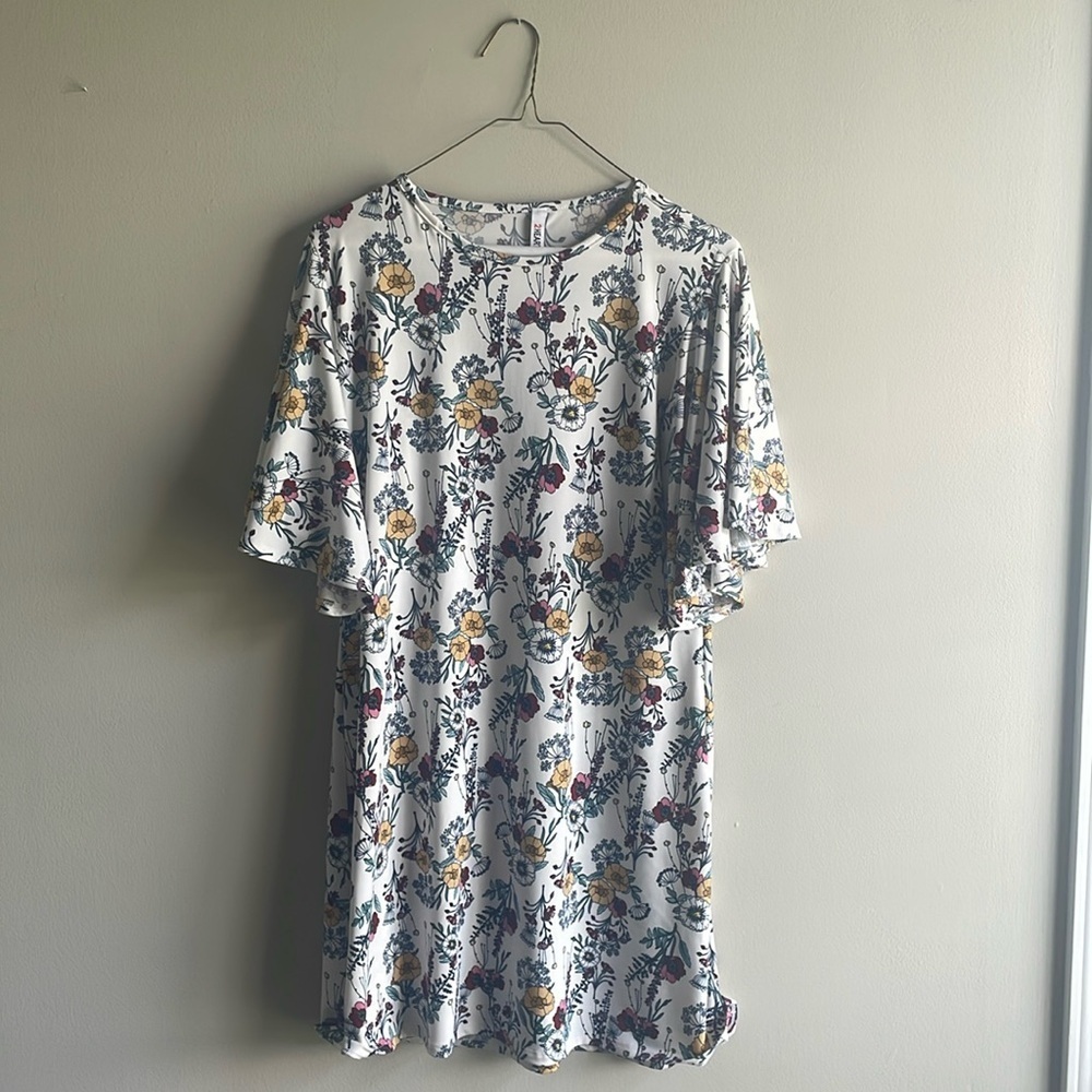 2Hearts Boutique-style spandex material floral dress